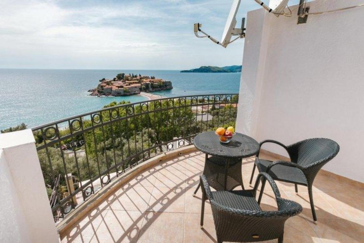 Monte Perla Residence Sveti Stefan Exteriör bild