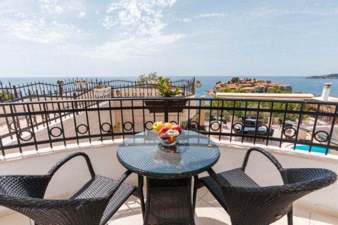 Monte Perla Residence Sveti Stefan Exteriör bild