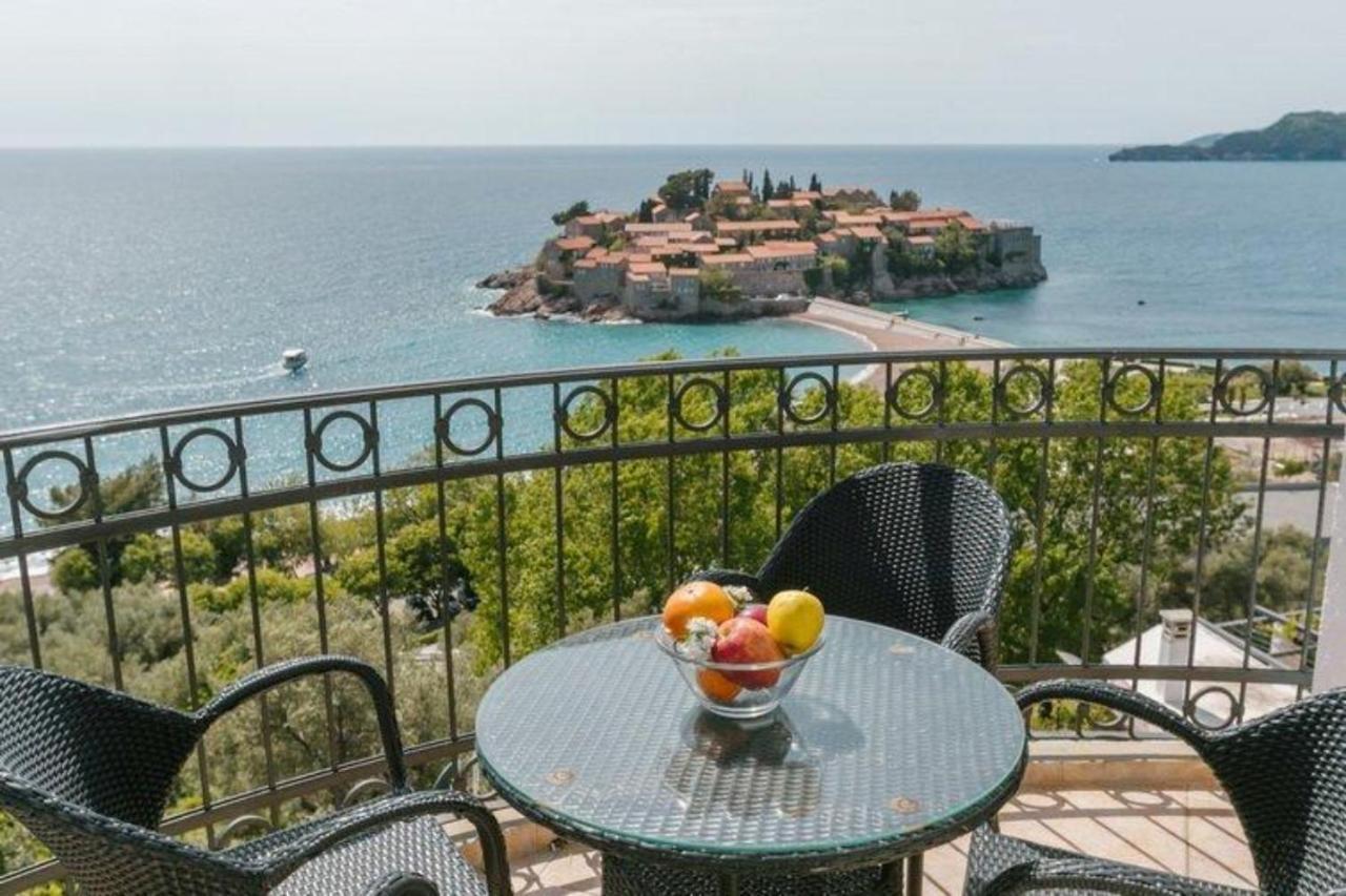 Monte Perla Residence Sveti Stefan Exteriör bild
