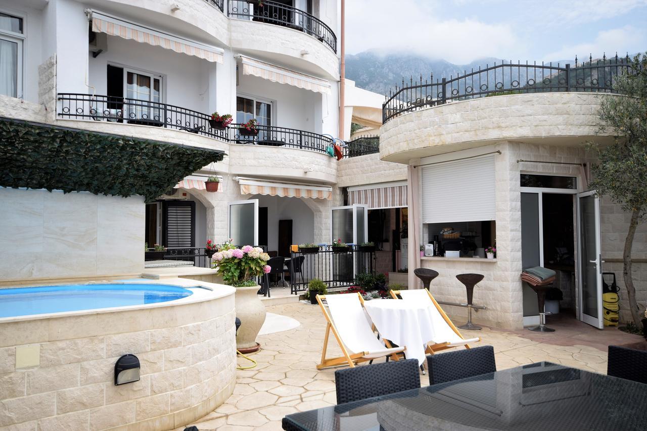 Monte Perla Residence Sveti Stefan Exteriör bild