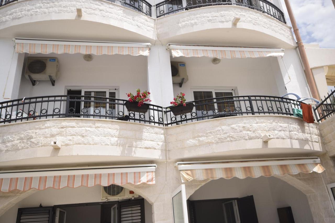 Monte Perla Residence Sveti Stefan Exteriör bild